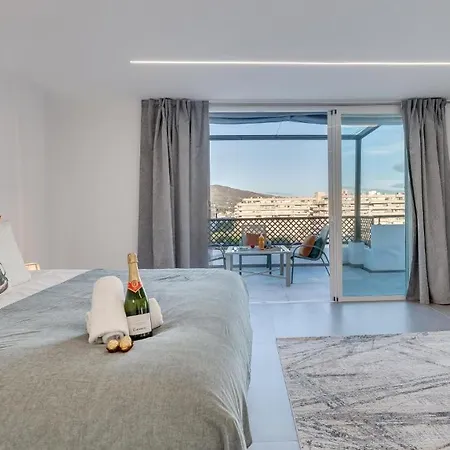 Luxury Penthouse Mountain Sea Views Puerto Banus Apartment